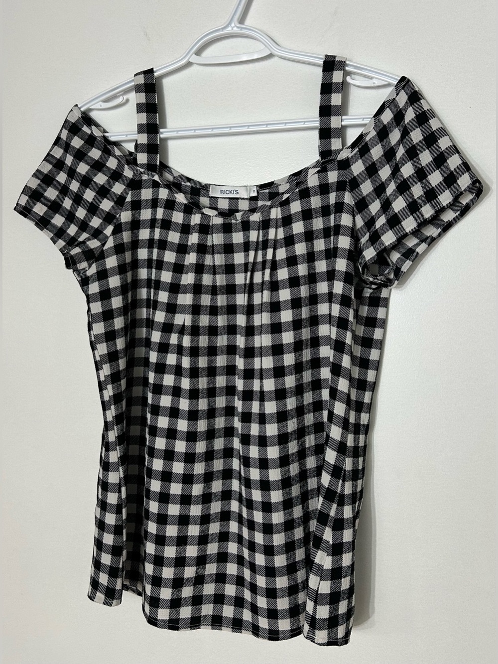 Ricki's Black & White Gingham Cold-Shoulder Top